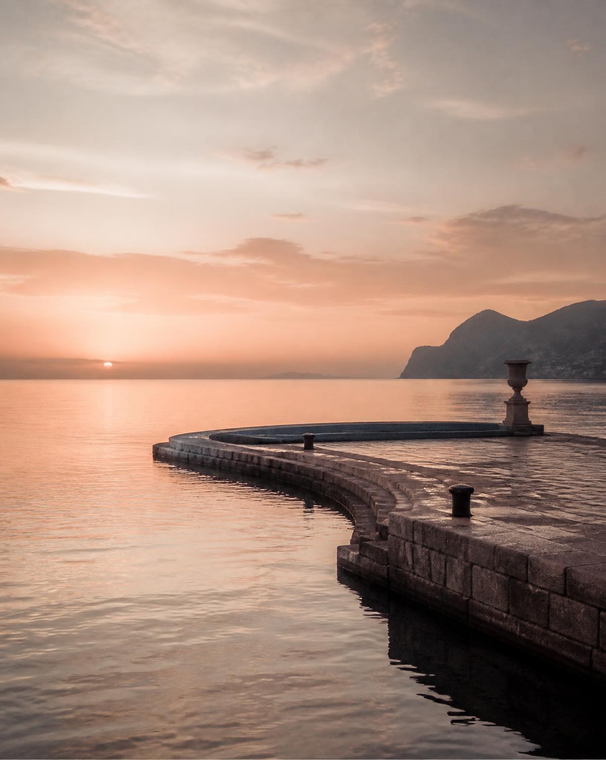 A Baía — Orla · Nascer do sol